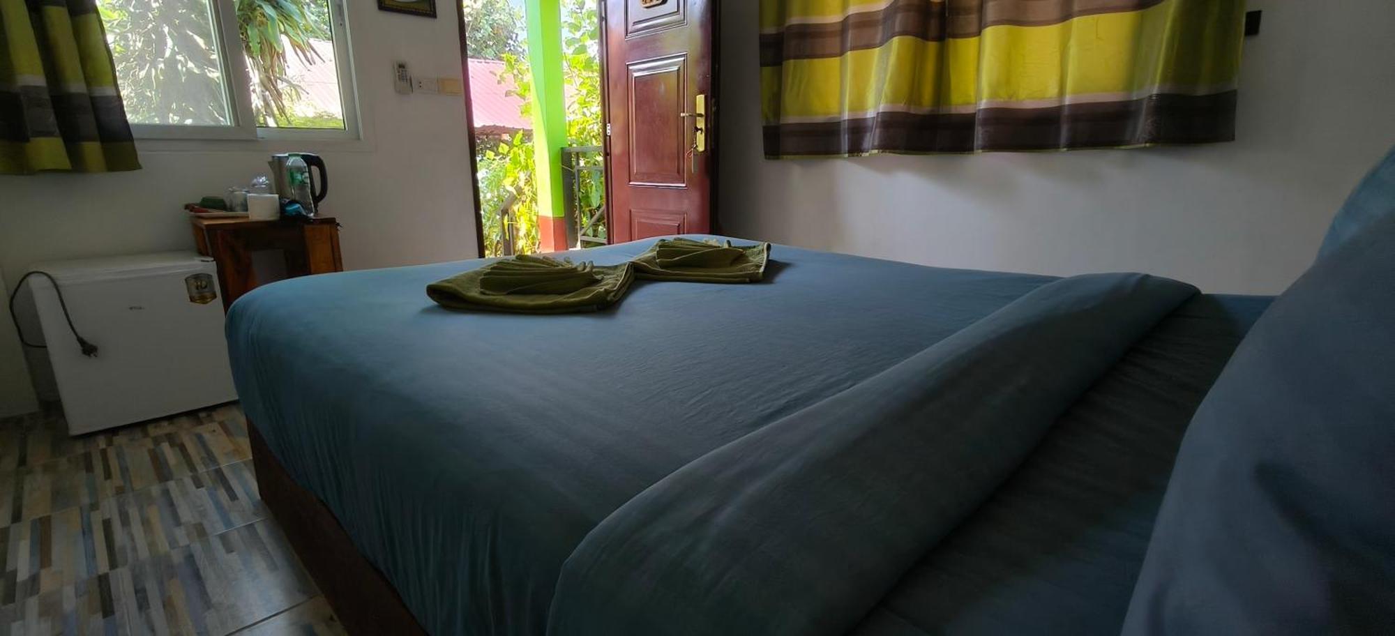 Yuyu Golden Beach Koh Chang Habitación foto